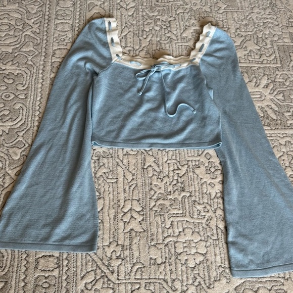 Dee Elly light blue cropped sweater blouse size medium - Picture 3 of 9